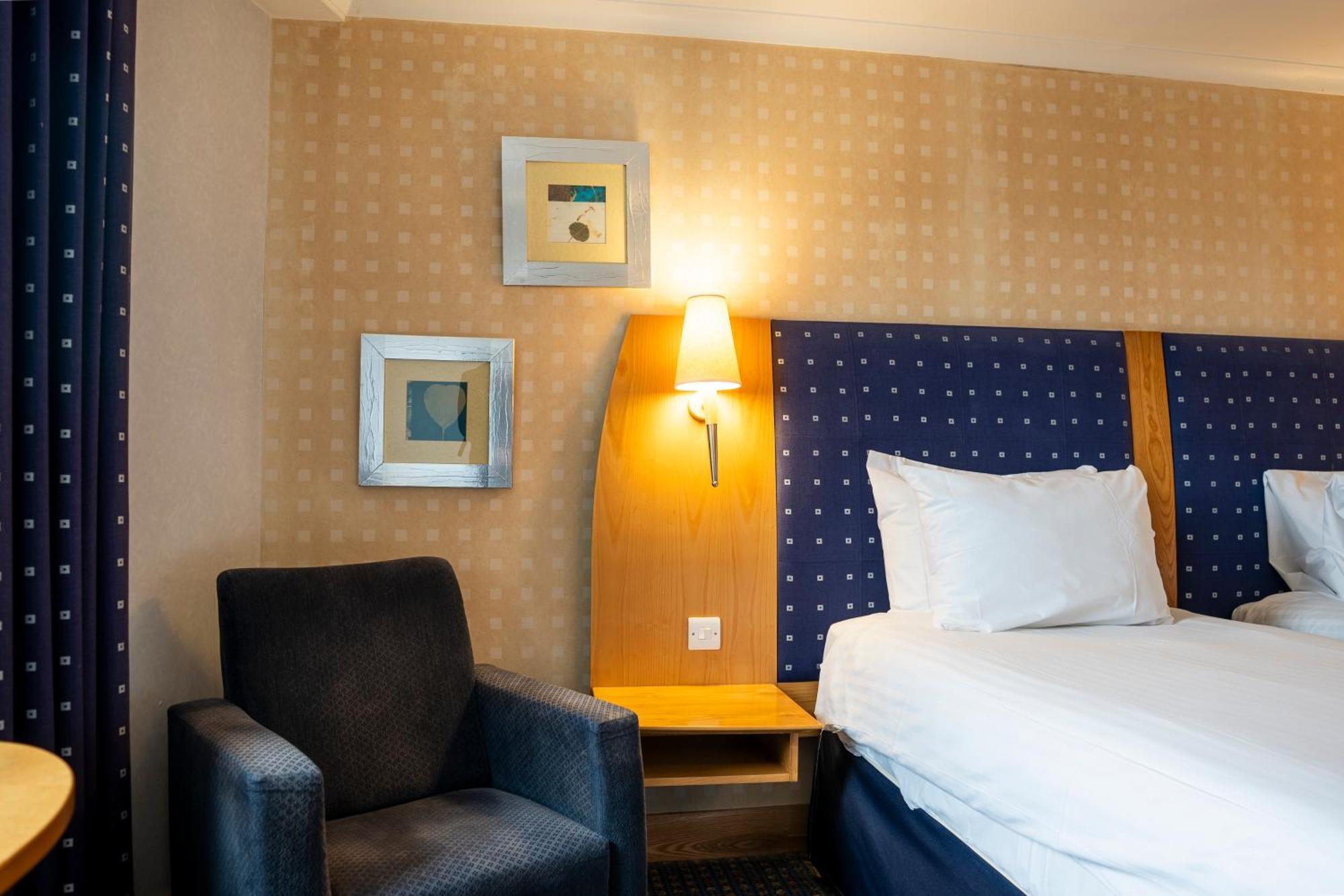The Bolton Stadium Hotel, A Member Of Radisson Individuals Екстер'єр фото