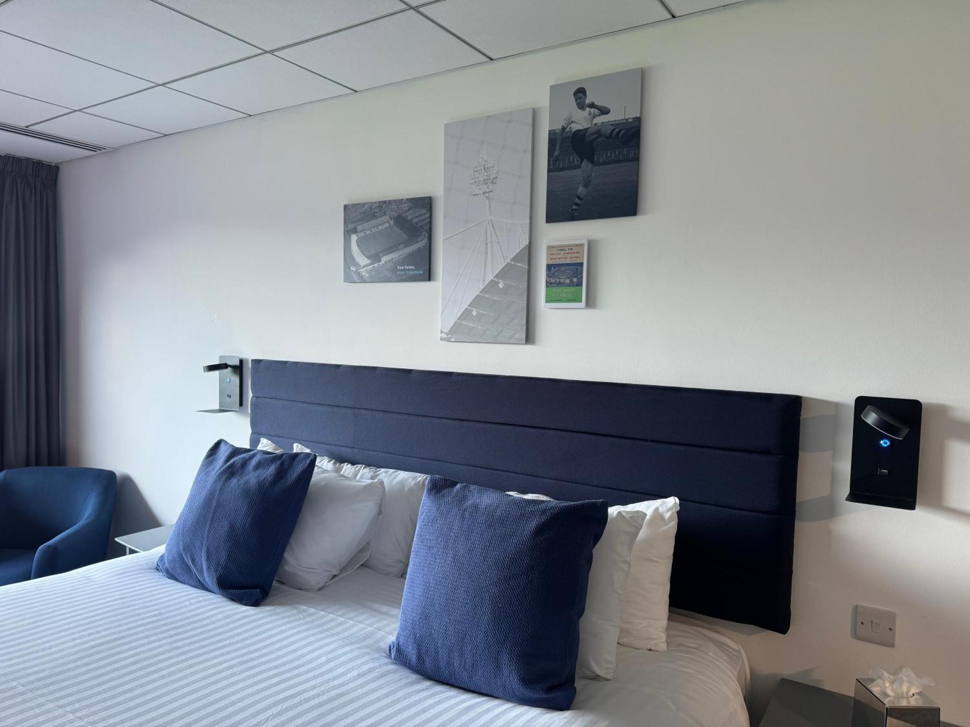 The Bolton Stadium Hotel, A Member Of Radisson Individuals Екстер'єр фото
