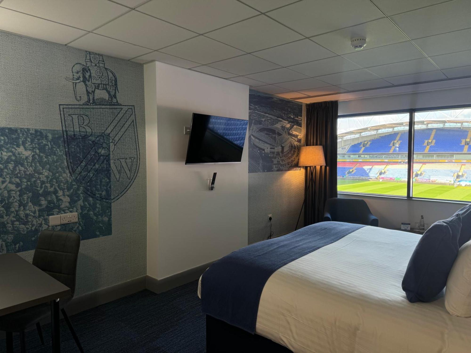 The Bolton Stadium Hotel, A Member Of Radisson Individuals Екстер'єр фото