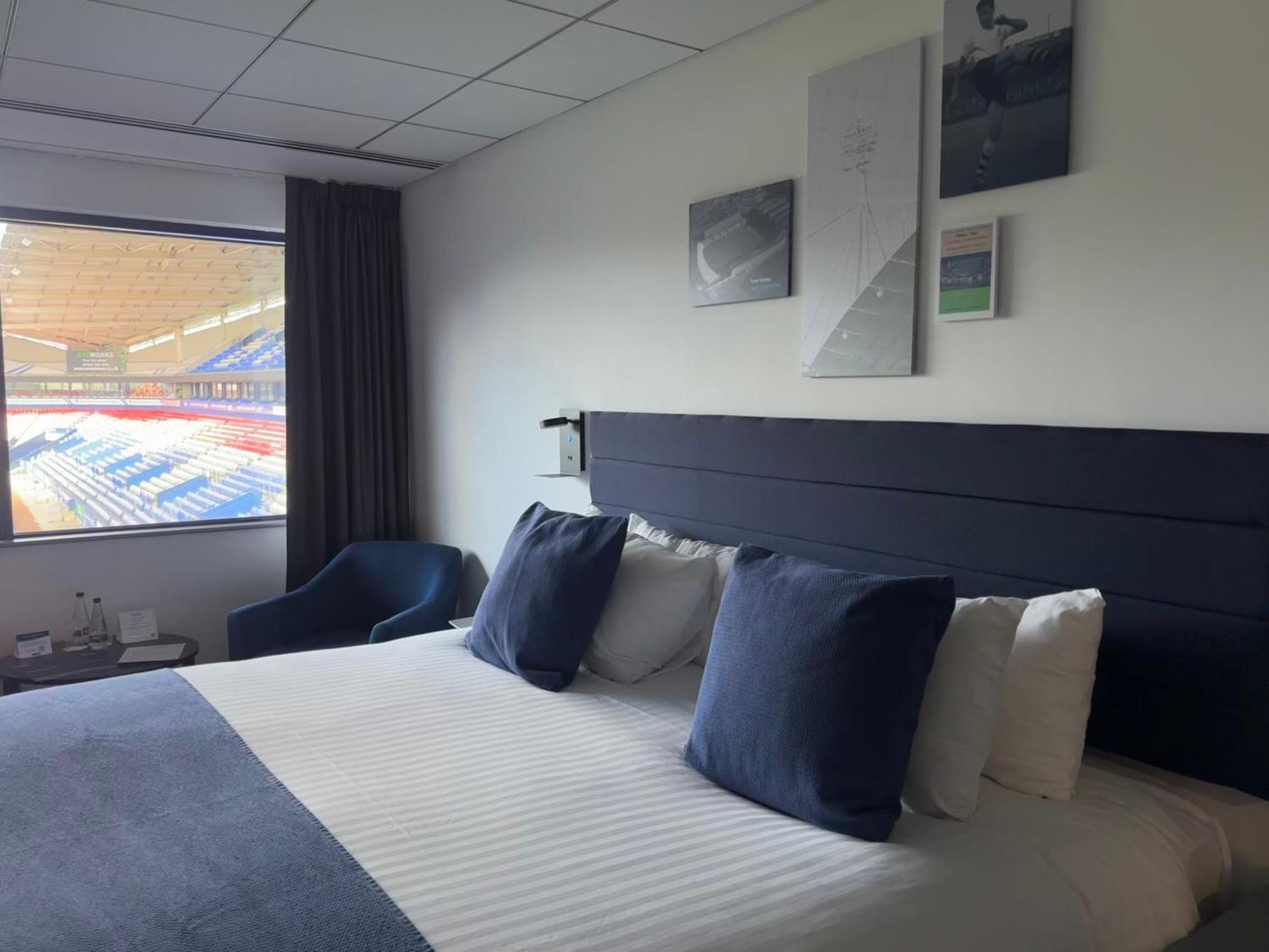The Bolton Stadium Hotel, A Member Of Radisson Individuals Екстер'єр фото