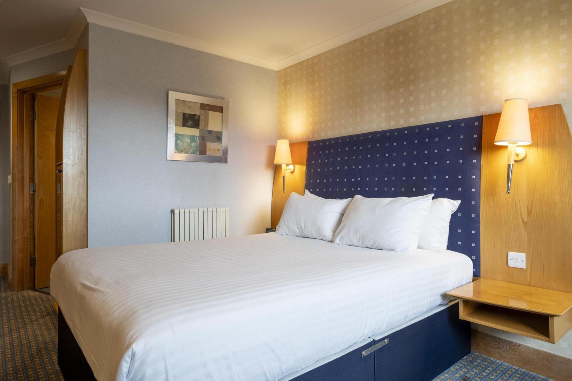 The Bolton Stadium Hotel, A Member Of Radisson Individuals Екстер'єр фото